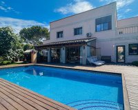 Resale - Villa - El Toro