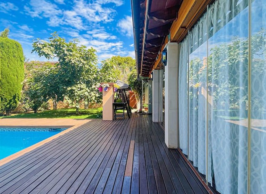 Resale - Villa - El Toro