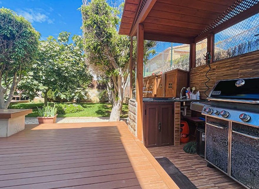 Resale - Villa - El Toro