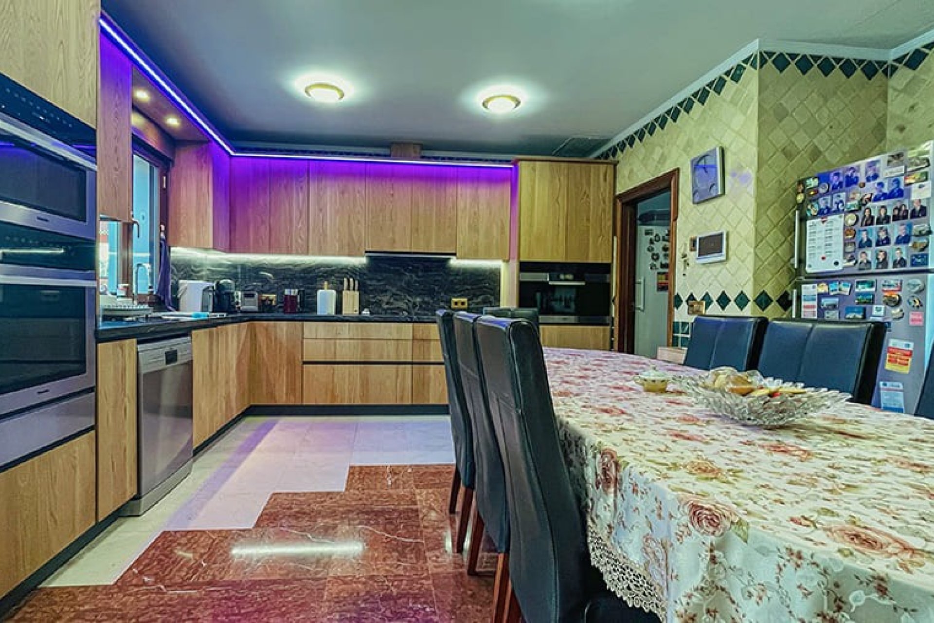 Resale - Villa - El Toro