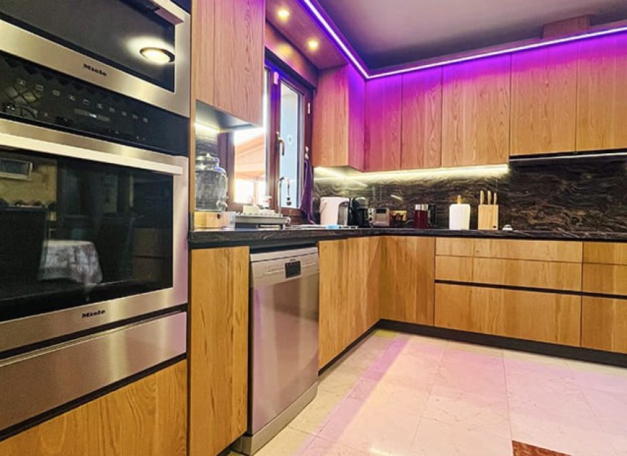 Resale - Villa - El Toro