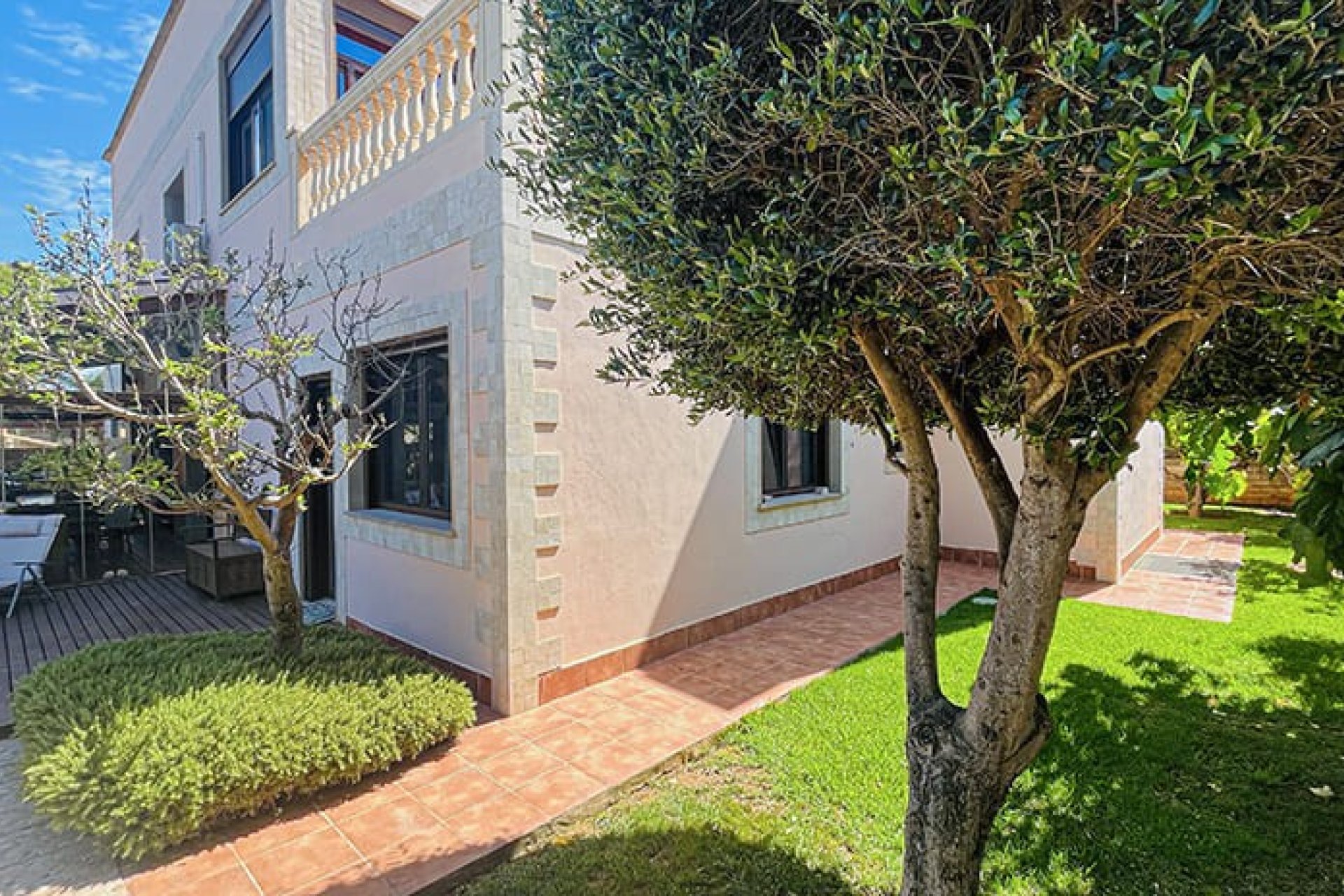 Resale - Villa - El Toro