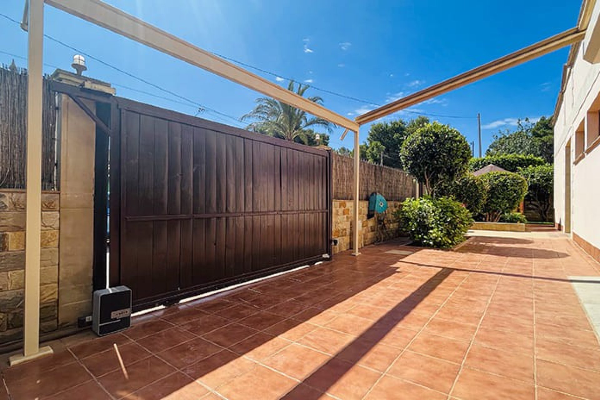 Resale - Villa - El Toro