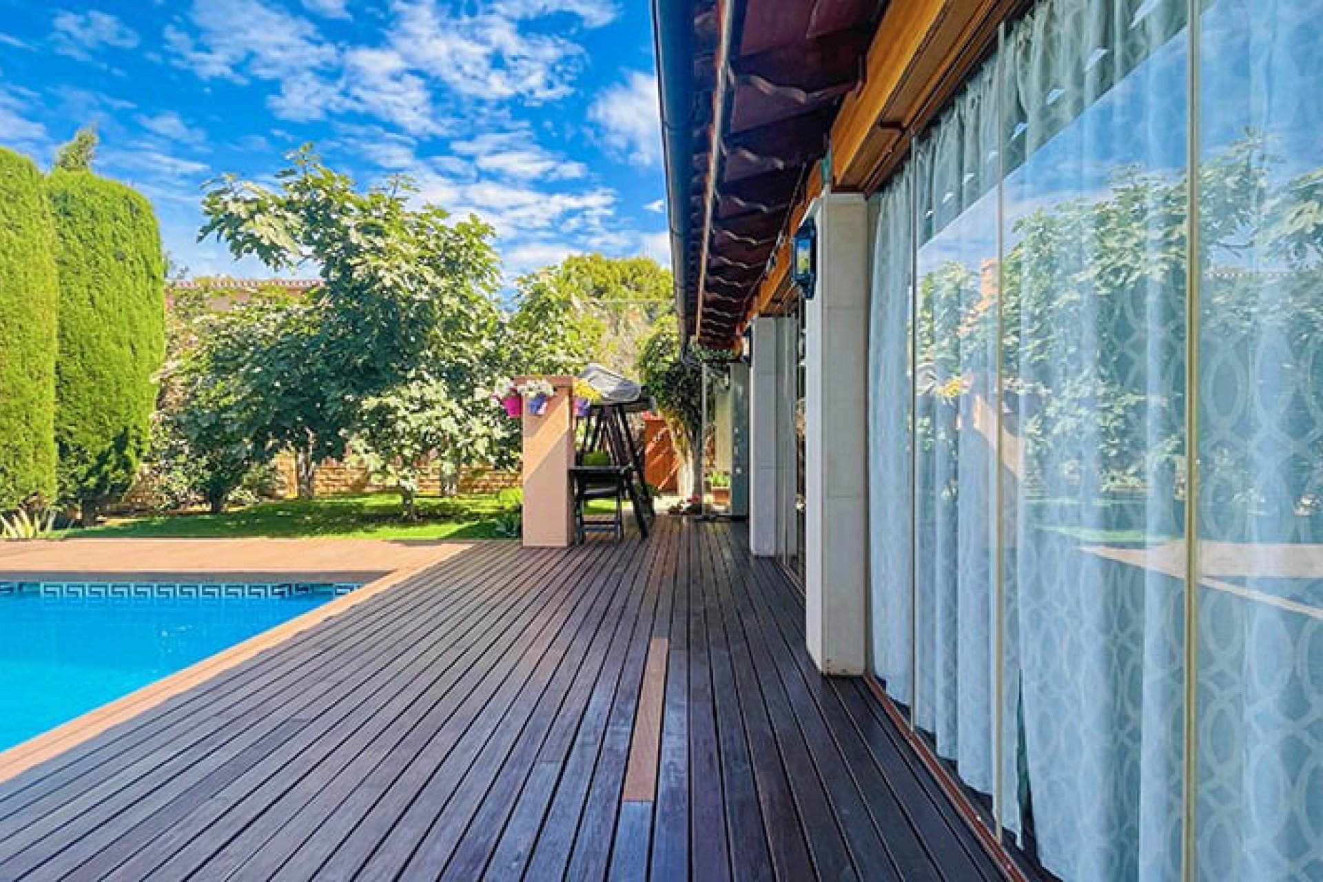 Resale - Villa - El Toro