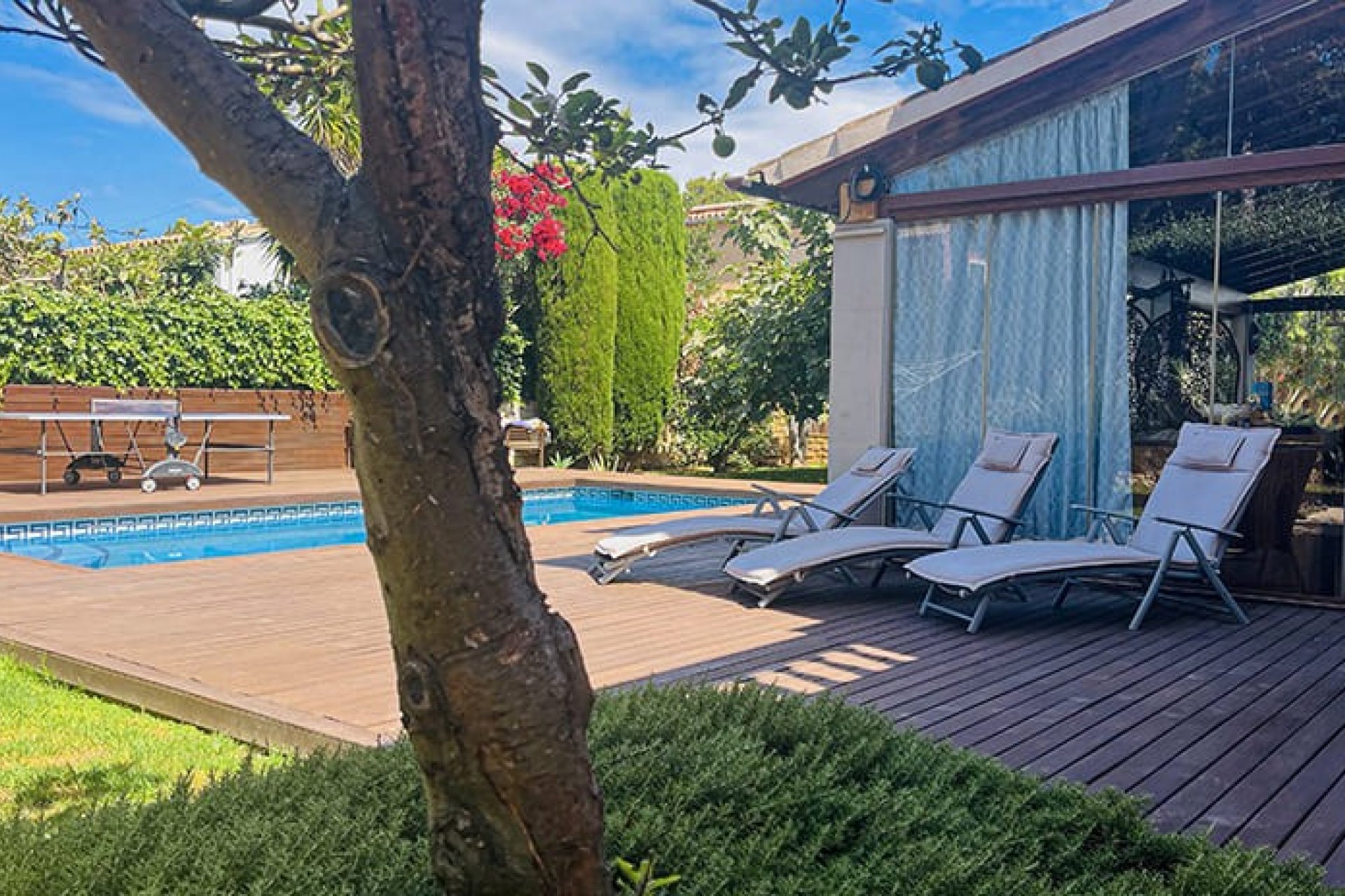 Resale - Villa - El Toro