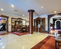 Resale - Villa - El Toro