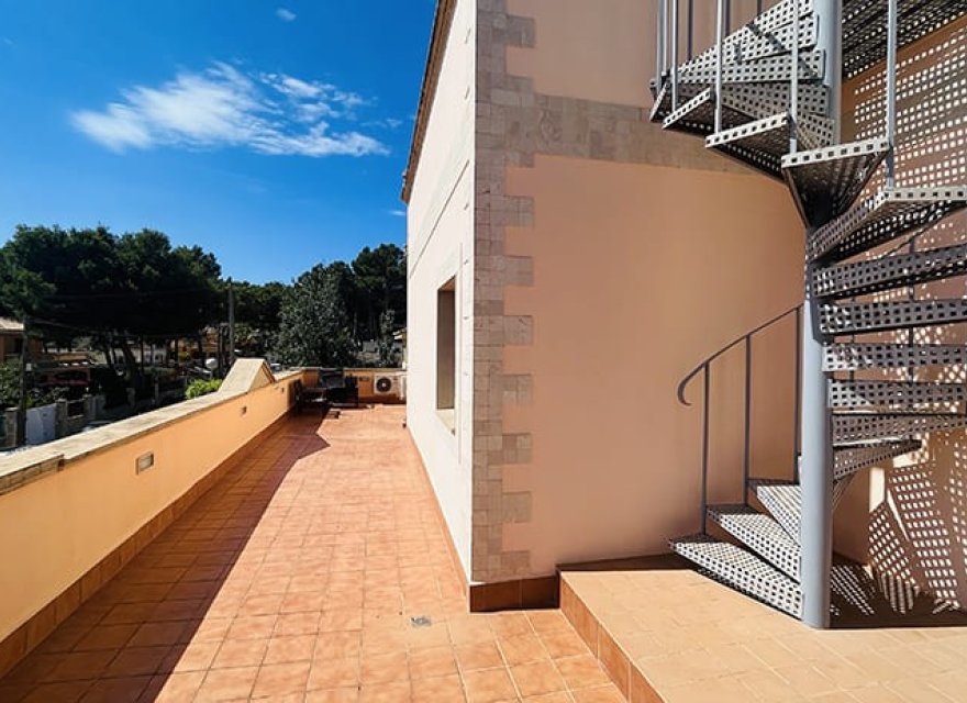 Resale - Villa - El Toro