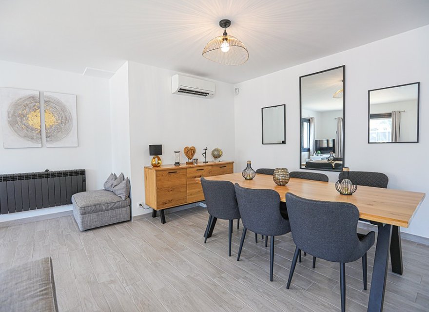 Resale - Villa - El Toro