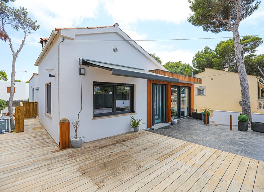 Resale - Villa - El Toro