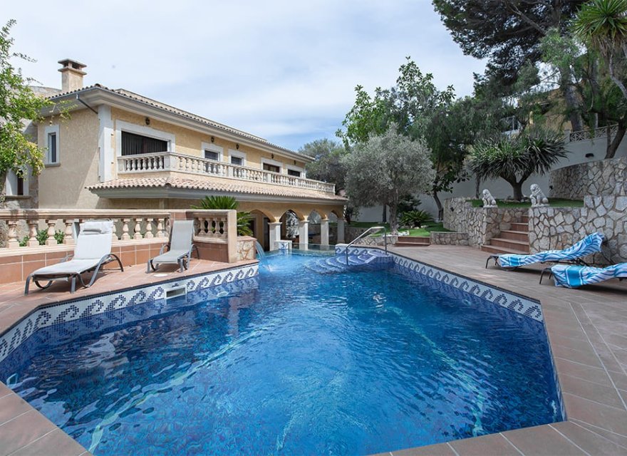 Resale - Villa - El Toro