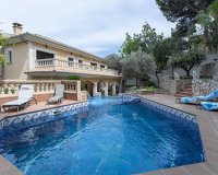 Resale - Villa - El Toro