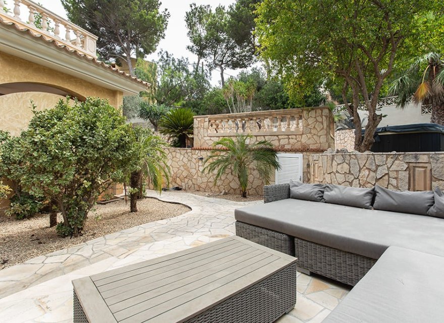 Resale - Villa - El Toro