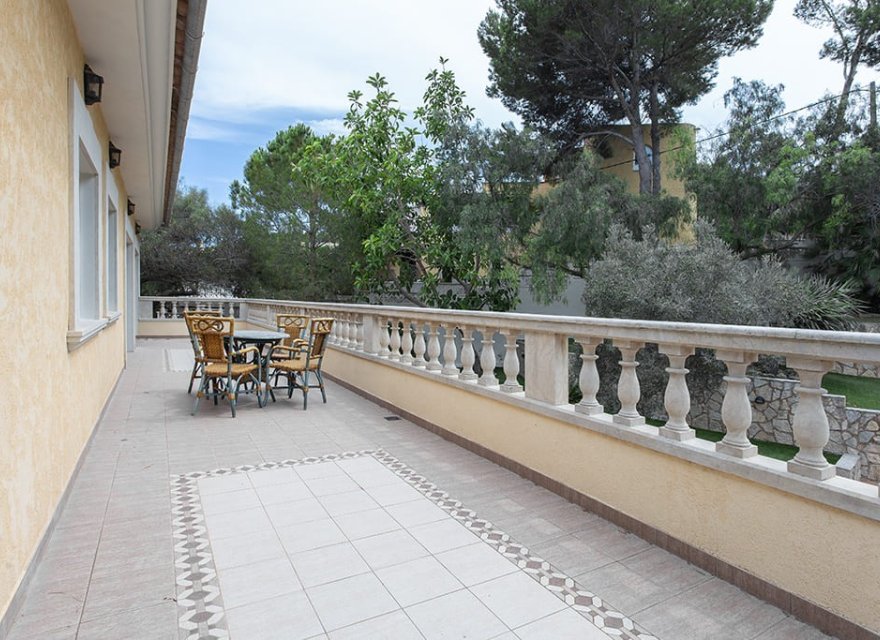 Resale - Villa - El Toro