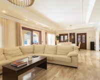 Resale - Villa - El Toro