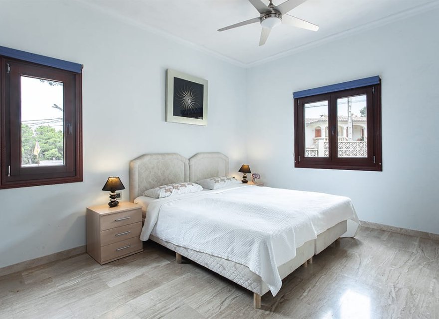 Resale - Villa - El Toro