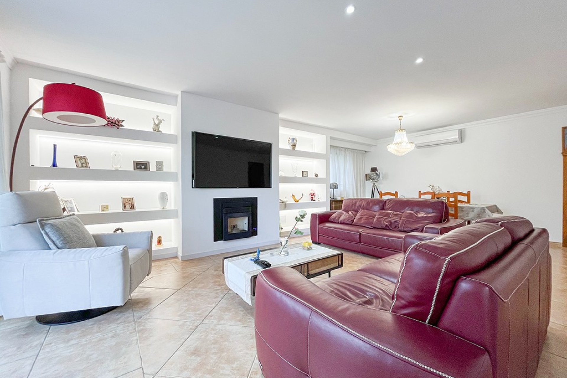 Resale - Villa - El Toro