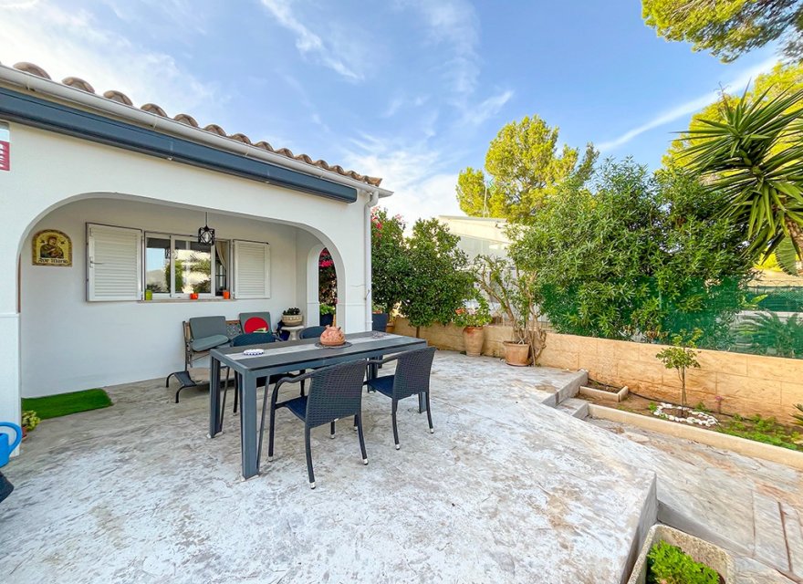 Resale - Villa - El Toro