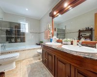 Resale - Villa - El Toro