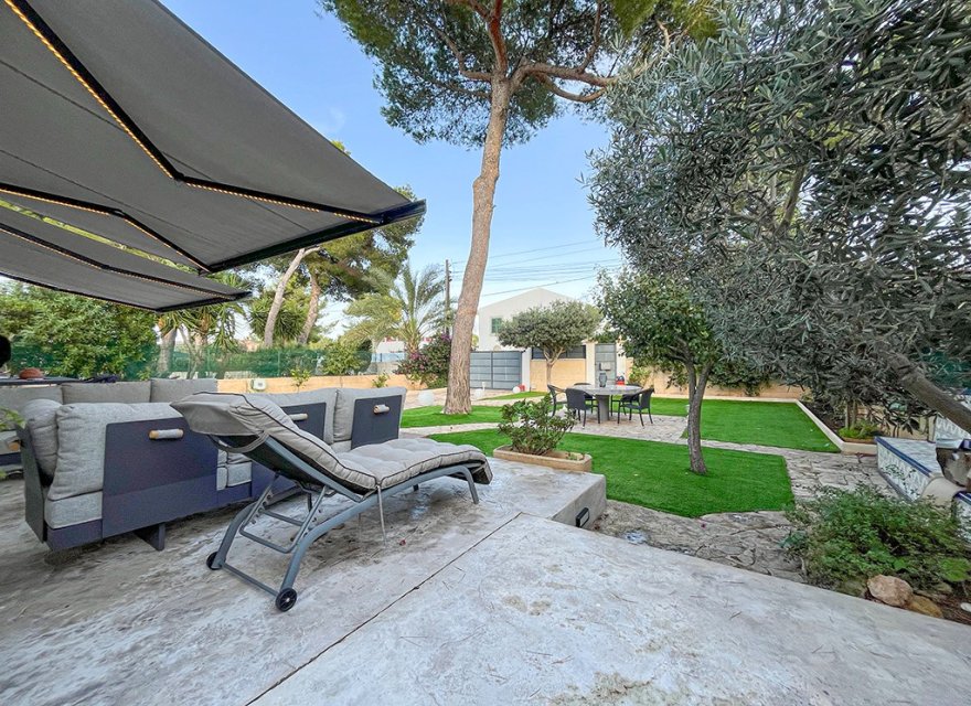 Resale - Villa - El Toro