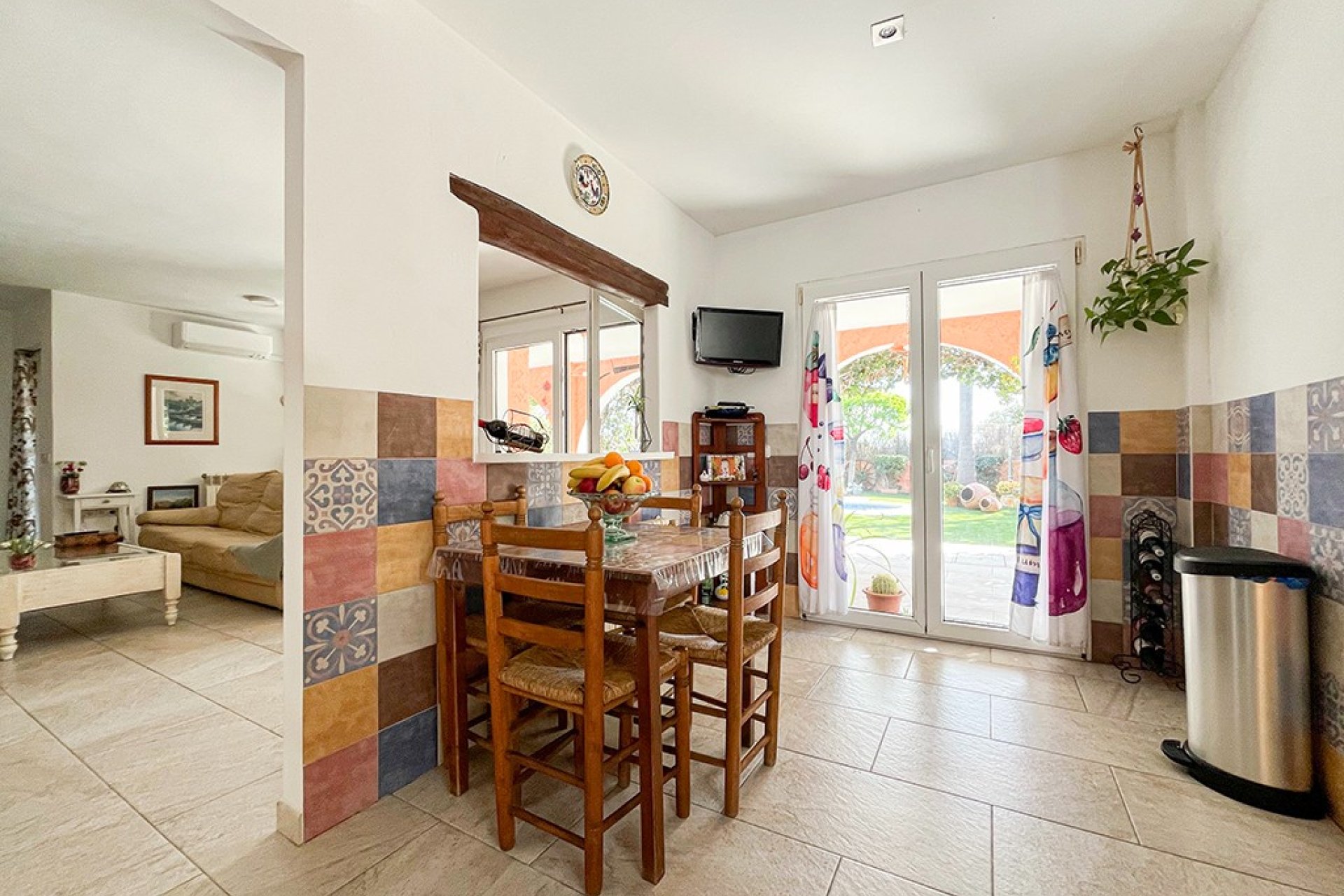 Resale - Villa - El Toro