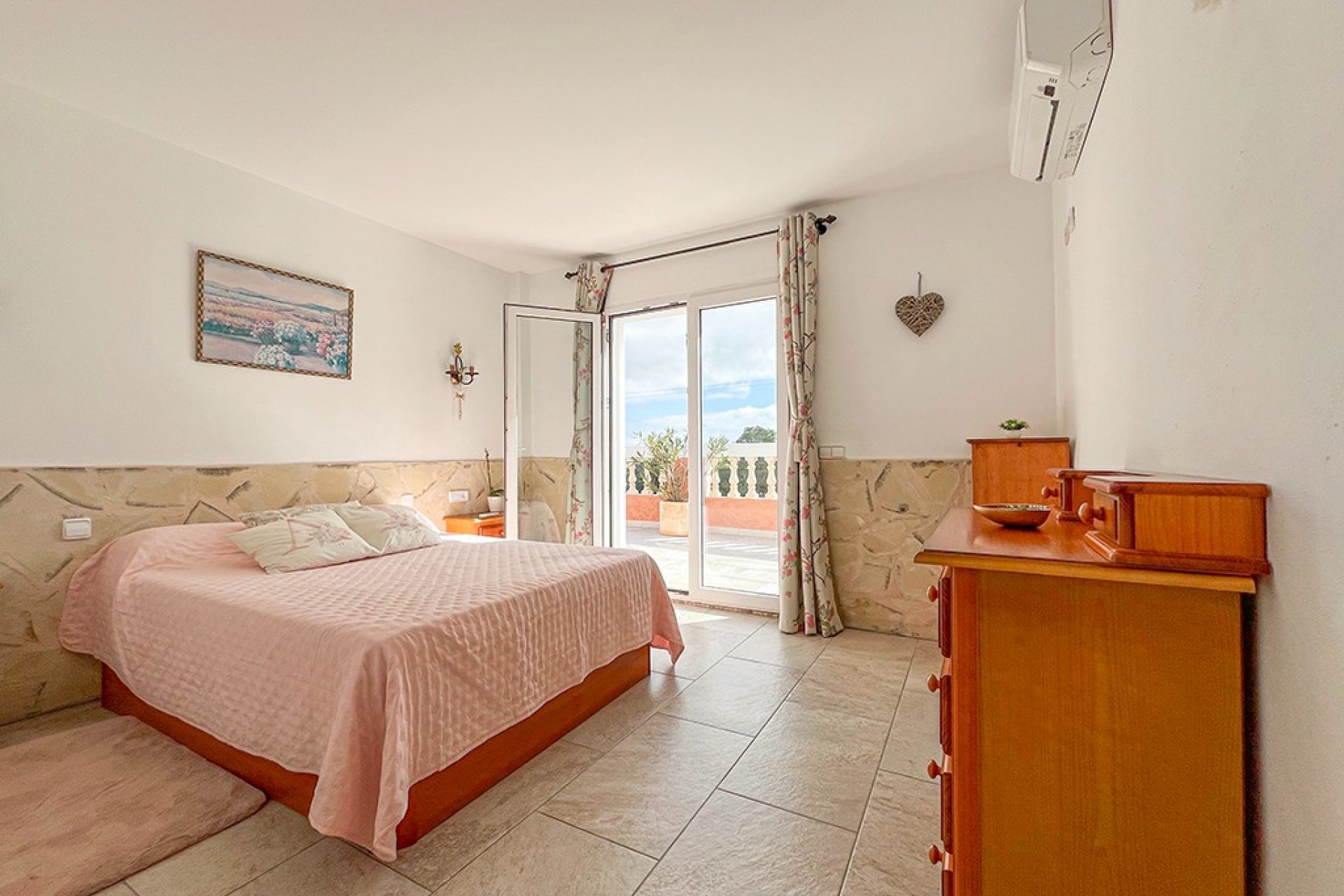 Resale - Villa - El Toro