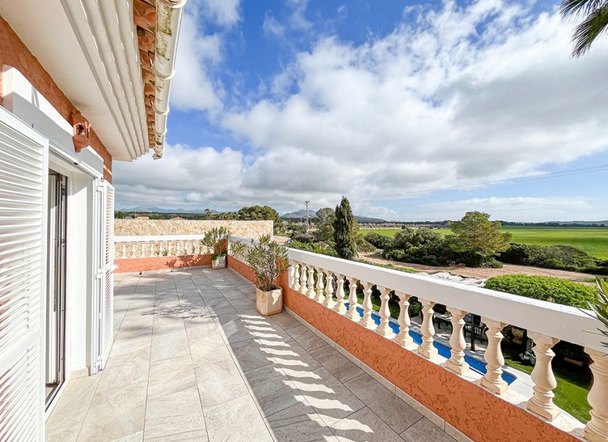 Resale - Villa - El Toro