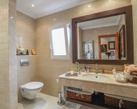 Resale - Villa - El Toro