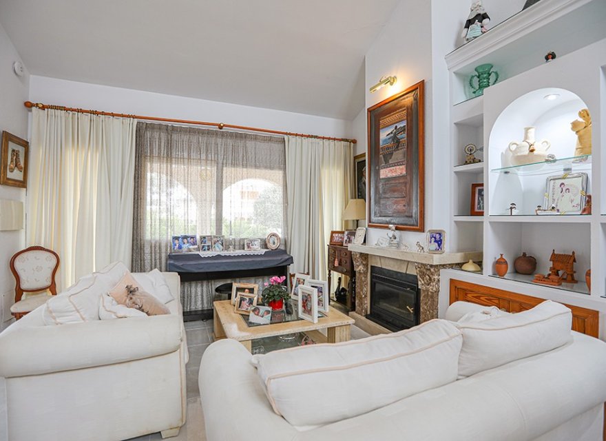 Resale - Villa - El Toro