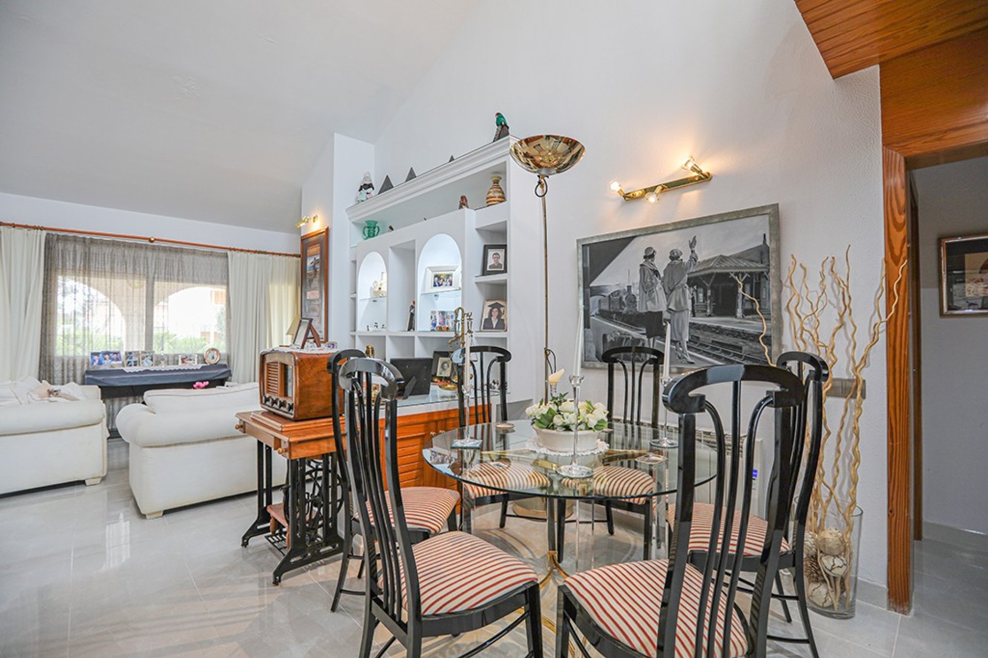 Resale - Villa - El Toro