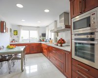 Resale - Villa - El Toro