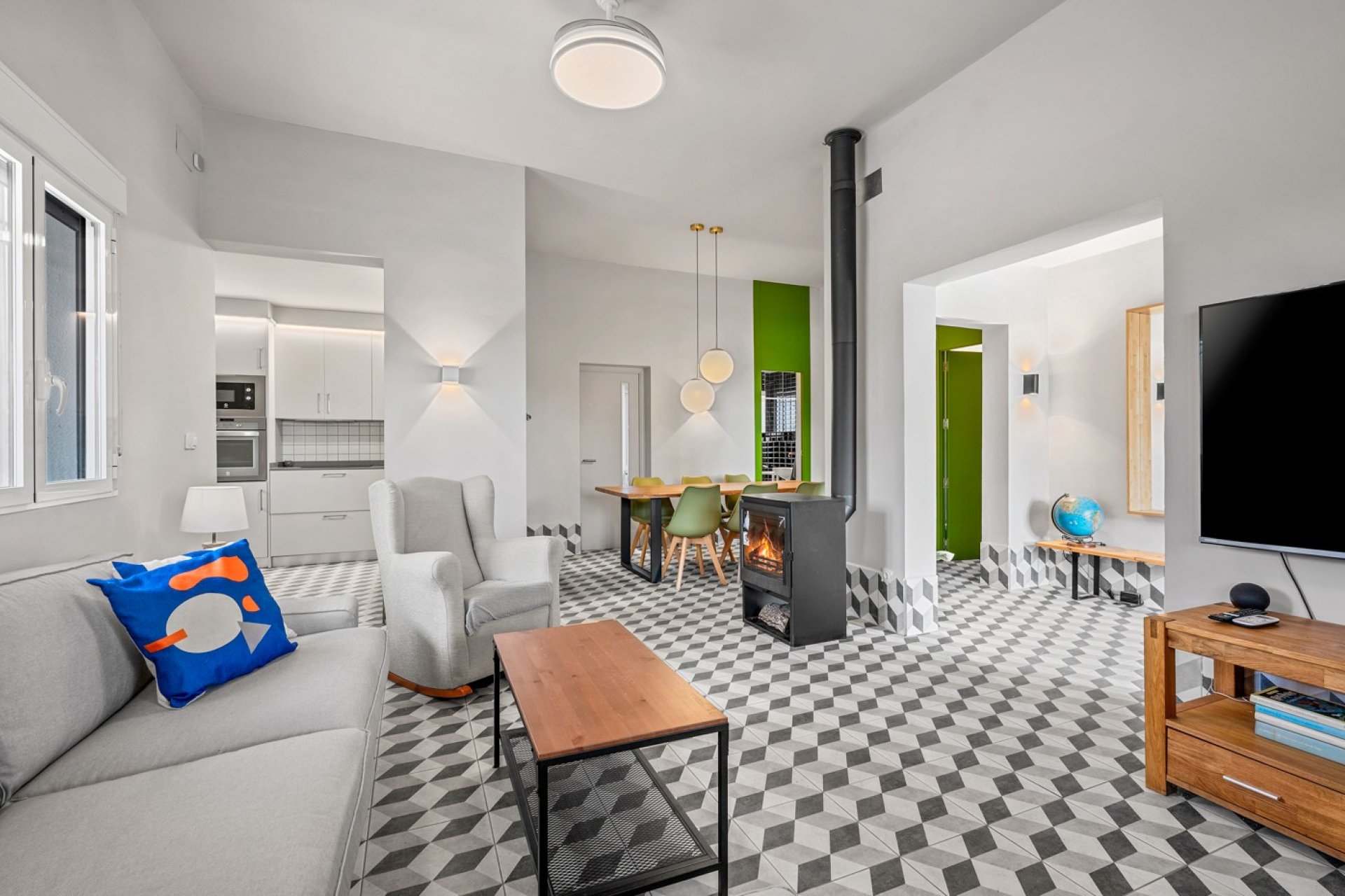 Resale - Villa - Elche