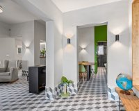 Resale - Villa - Elche