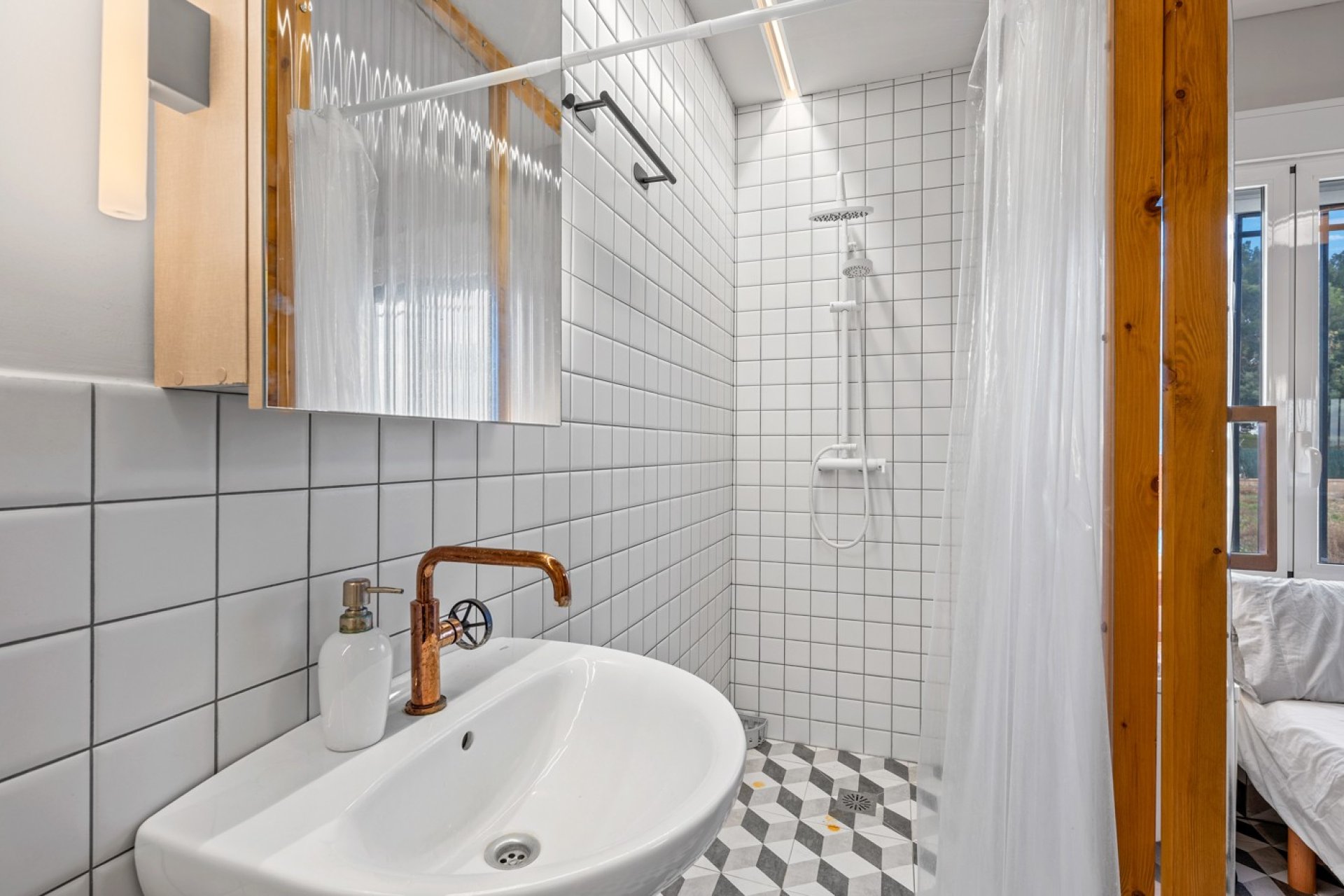 Resale - Villa - Elche