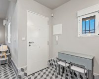 Resale - Villa - Elche