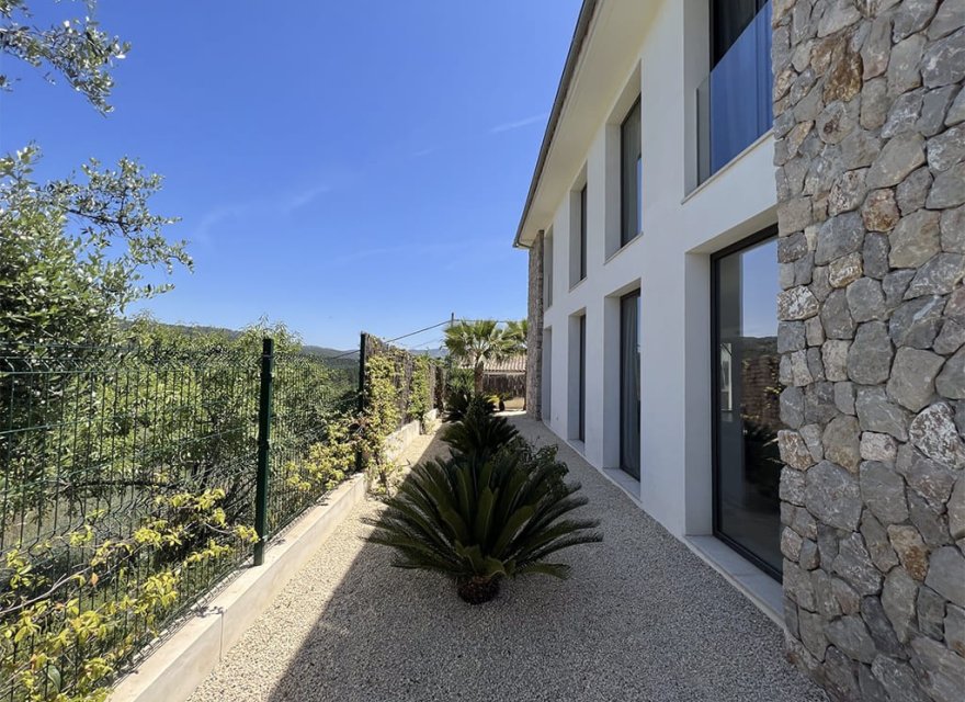 Resale - Villa - Es Capdellá