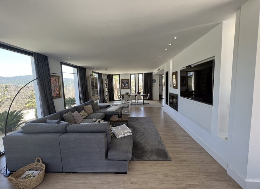 Resale - Villa - Es Capdellá