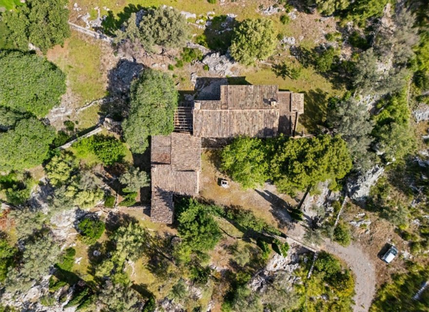 Resale - Villa - Escorca