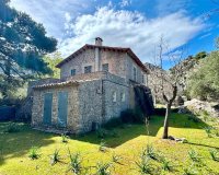 Resale - Villa - Escorca