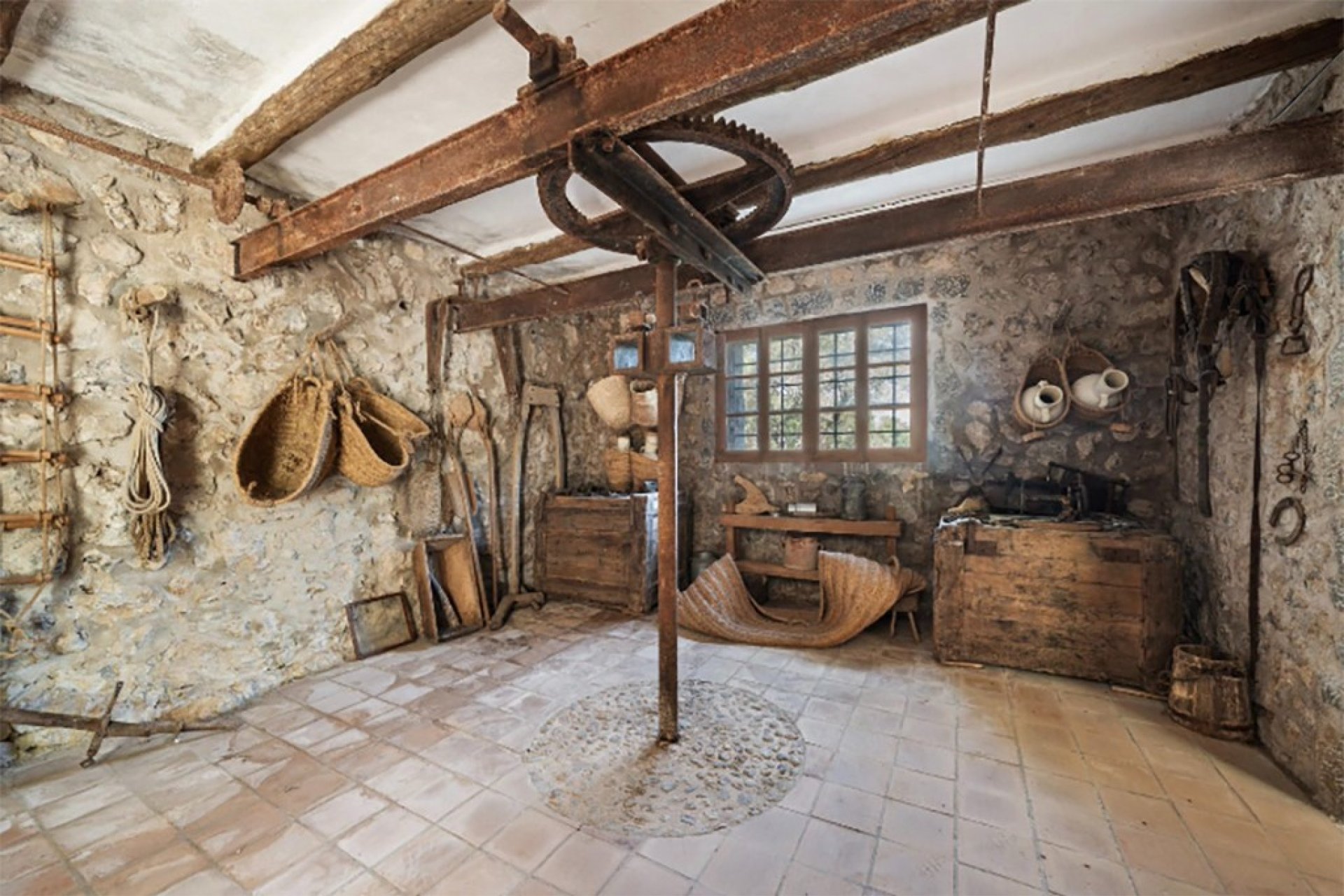 Resale - Villa - Escorca