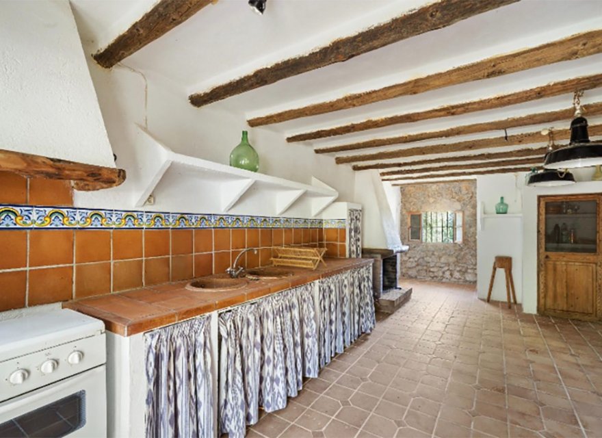 Resale - Villa - Escorca