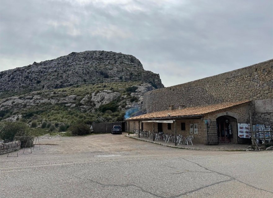 Resale - Villa - Escorca