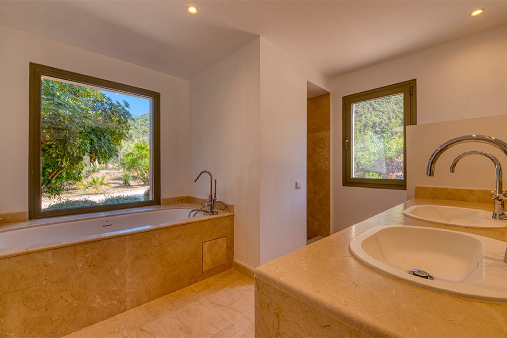 Resale - Villa - Esporles