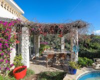 Resale - Villa - Esporles