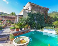 Resale - Villa - Esporles