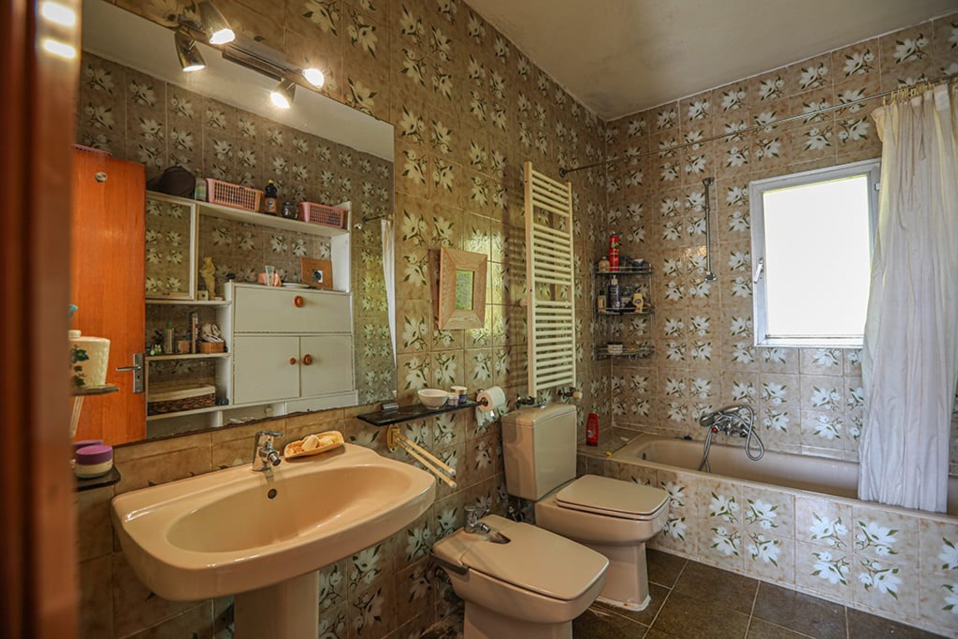 Resale - Villa - Esporles