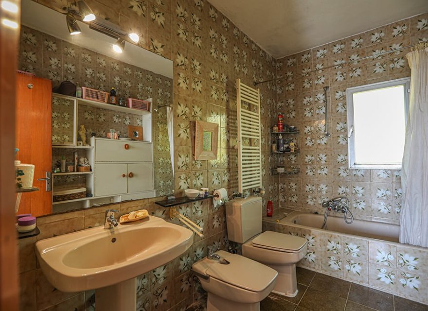 Resale - Villa - Esporles