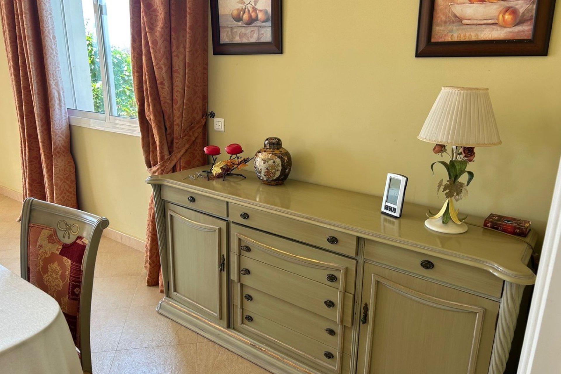 Resale - Villa - Еstepona - Costa del Sol