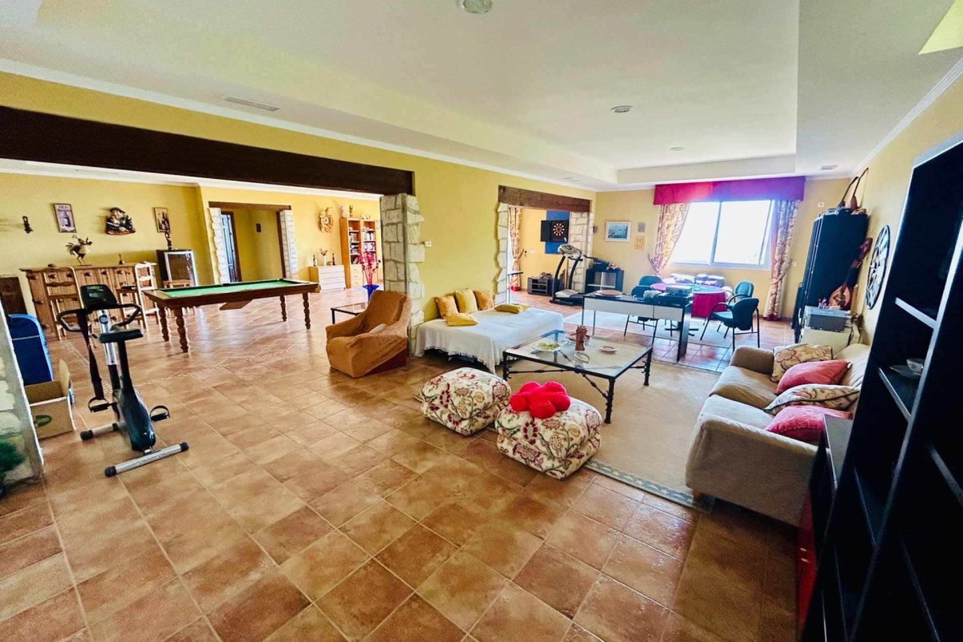 Resale - Villa - Еstepona - Costa del Sol