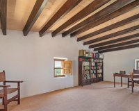 Resale - Villa - Felanitx