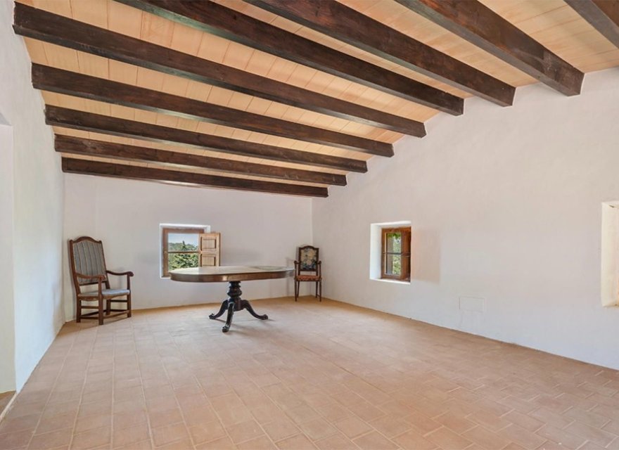 Resale - Villa - Felanitx